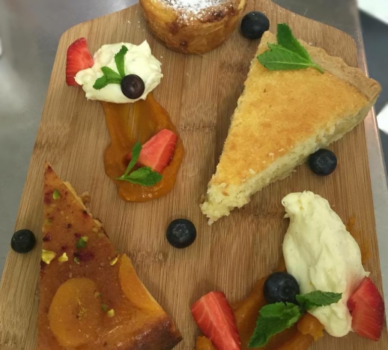 Twelve_desserts